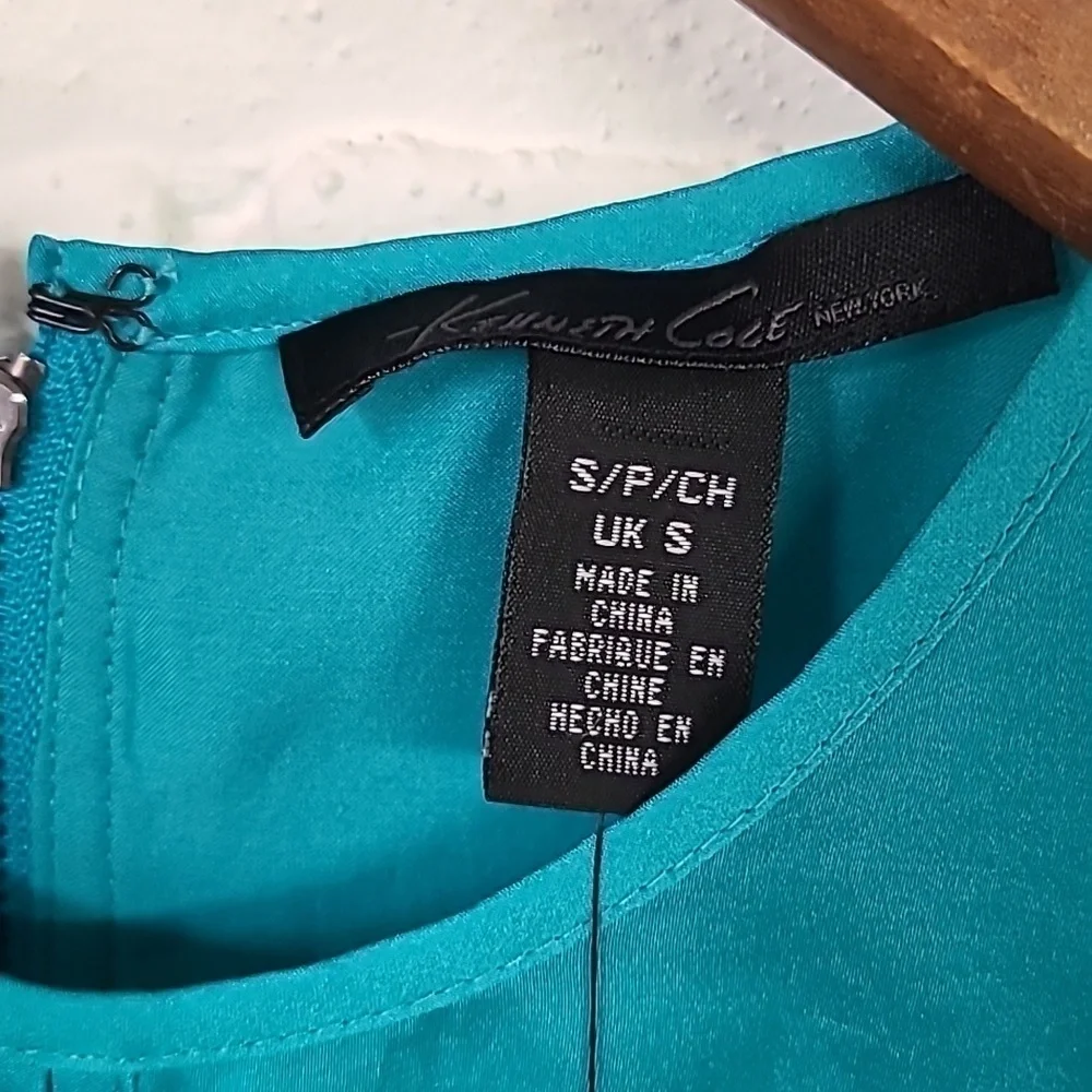 NWT Kenneth Cole Size Small